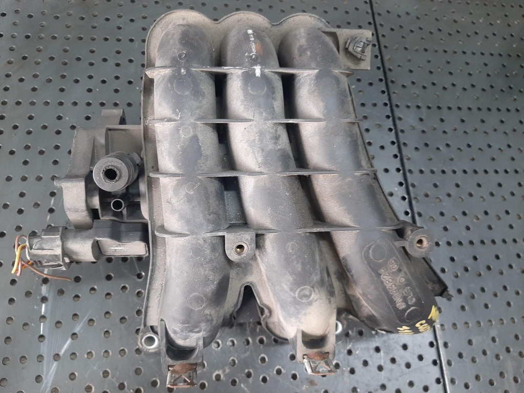 Galerie admisie cu senzor mitsubishi colt 6 smart forfour 1.1b mn143824