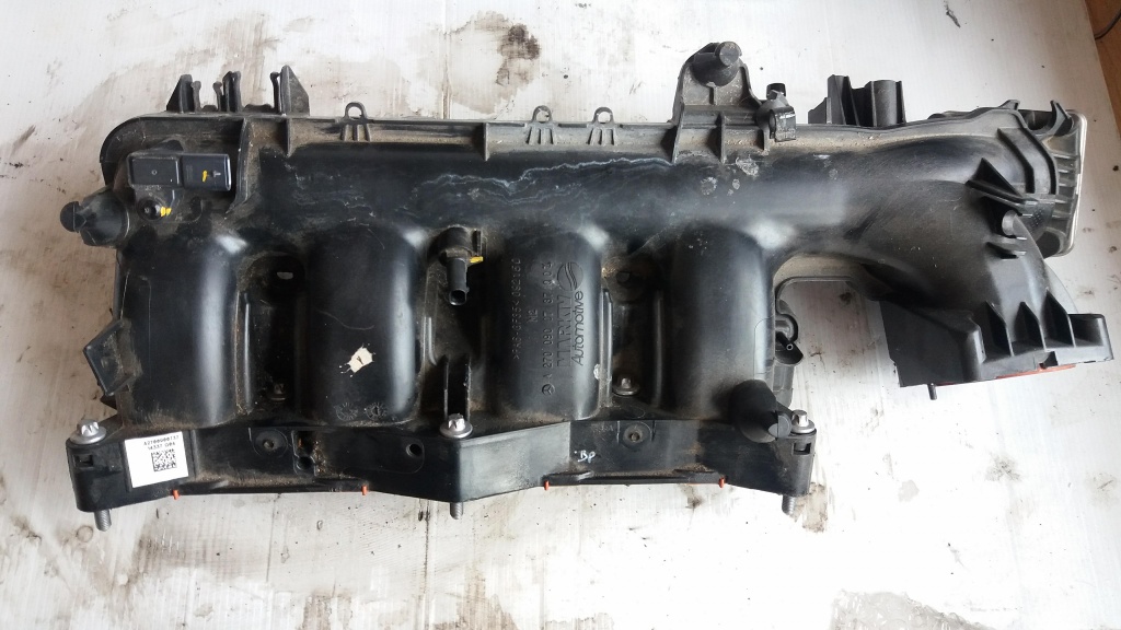 Galerie admisie mercedes a-class w176 a180 1.6 tb 2014 a2700900737