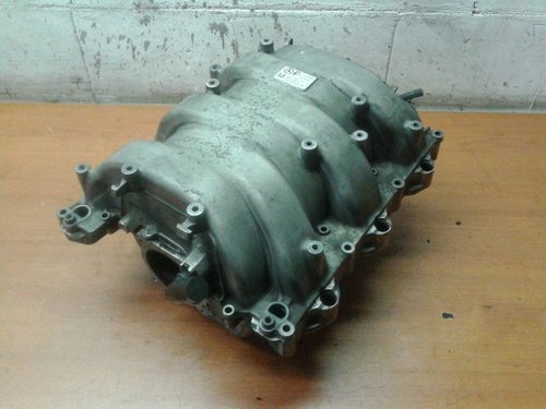 GALERIE ADMISIE MERCEDES S CLASS CLS ML GL 350 BENZINA A2721402101 A2721402201 A2721402401