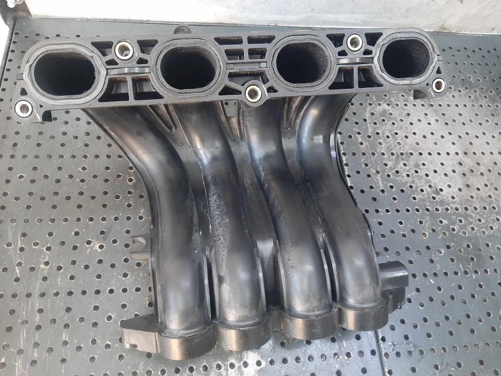 Galerie admisie nissan micra 1.2 b cr12 2003-2010