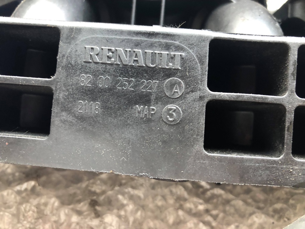 Galerie admisie renault espace 4 8200252227