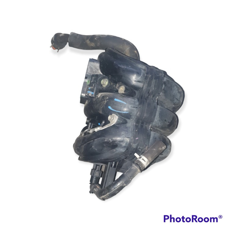 Galerie admisie Toyota Yaris 1.0i benzina 1KR-YB52 Euro 5
