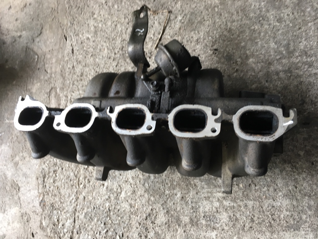 Galerie admisie Volvo 850 [1992 - 1994] Sedan 2.5 AT (170 hp) (LS) B5254FS