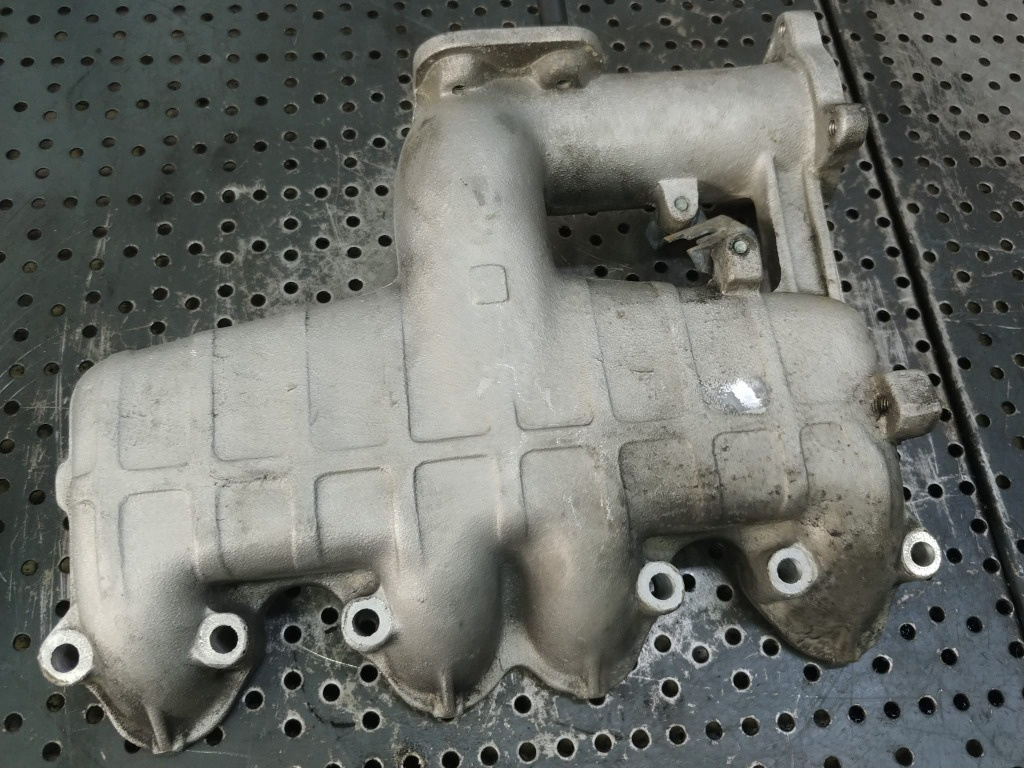 Galerie admisie vw bora golf 4 1.9 tdi ajm 038129713j