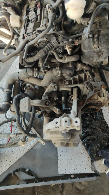 Galerie admisie Vw Passat B6 1.4 TSI 150 Cp / 110 KWcod motor CDG / CAV, an 2009 cod 03C129041A / 03...