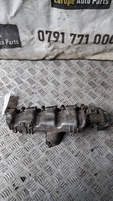 Galerie admisie VW Passat B6 2.0 TDI CBAB an 2010 cod 03L129711E / 03L129086