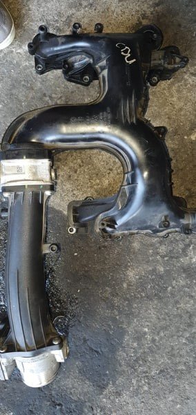 Galerie admisie VW Touareg 7P 3.0TDi 245cp CRCA cod piesa : 059129711CF