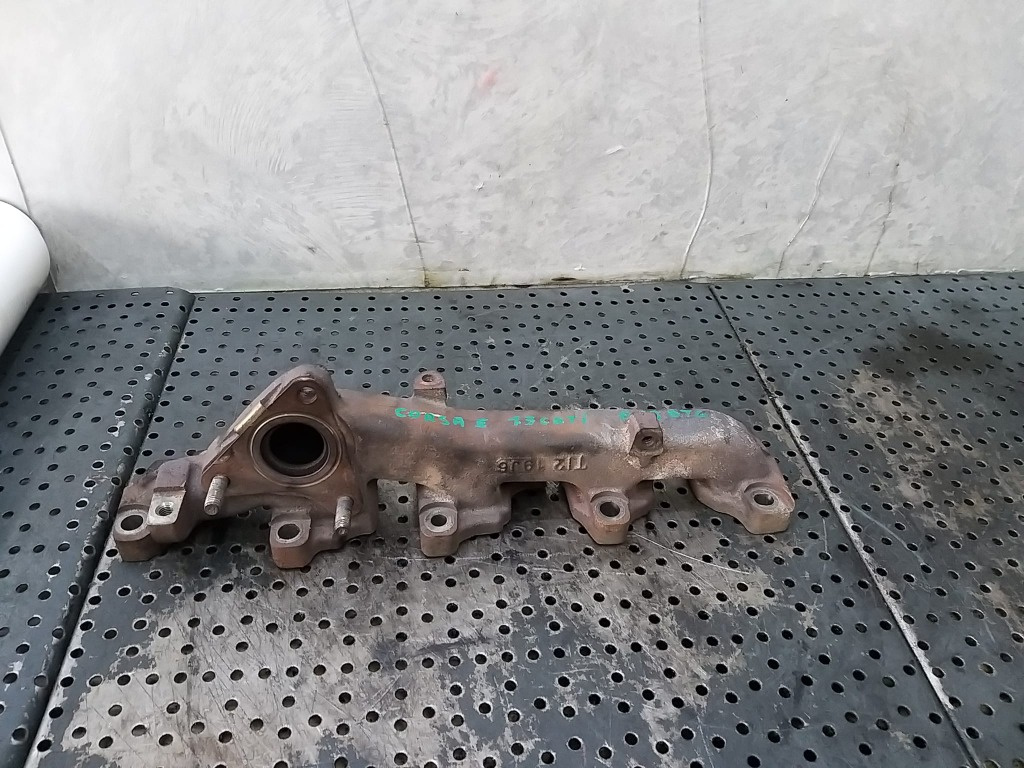 Galerie evacuare 1.3 cdti opel corsa e 55249434