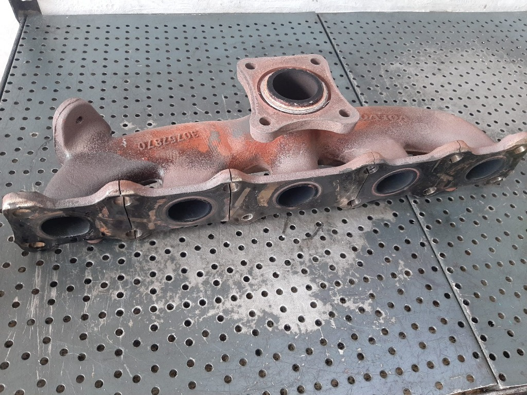 Galerie evacuare d5204t7 2.0 d volvo xc60 30757870