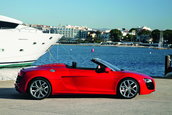 Galerie Foto: Audi R8 Spyder pozeaza topless