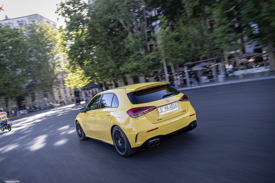 Galerie foto Mercedes-AMG A45 si CLA45