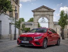 Galerie foto Mercedes-AMG A45 si CLA45