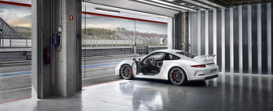 Galerie Foto: Noul Porsche 911 GT3 ni se dezvaluie in toata splendoarea sa