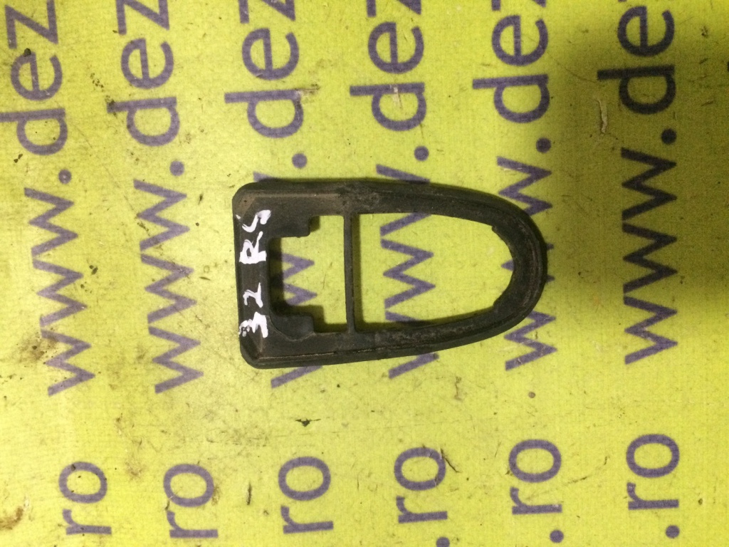Garnitura butuc usa dreapta spate Mercedes-Benz A-Class W168 [1997 - 2001] Hatchback A 170 CDI MT (90 hp)