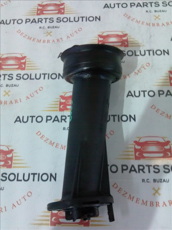 Gat umplere ulei motor VW TRANSPORTER 5 2.5 TDI an fabr. 2009