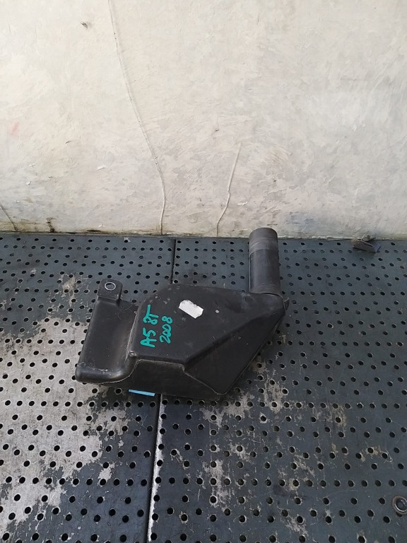 Gat umplere vas spalator parbriz audi a5 8t 8t2955463b