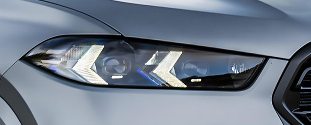 Gata cu asteptarea: BMW prezinta oficial noul X6 M cu motor V8 de 625 de cai si display curbat masiv