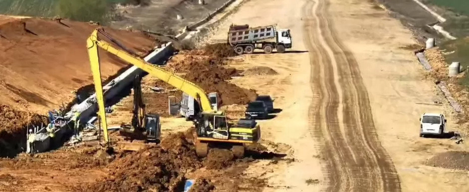 Gata, s-au terminat banii? Cel mai mare constructor de autostrazi din Romania opreste lucrarile pe perioada nedeterminata Gata, s-au terminat banii? Cel mai mare constructor de autostrazi din Romania opreste lucrarile pe perioada nedeterminata