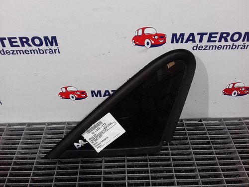 GEAM CAROSERIE FATA DREAPTA VW GOLF V PLUS - - (2005 2008)