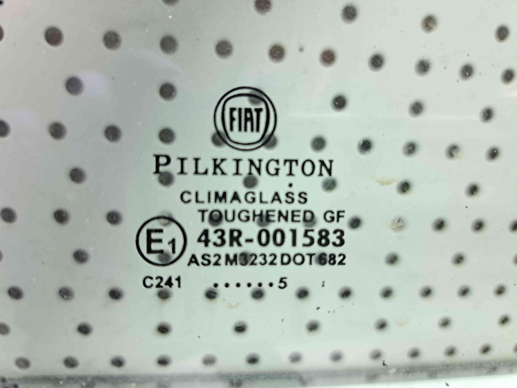 Geam caroserie fix dreapta Fiat 500 [Fabr 2010-prezent] OEM