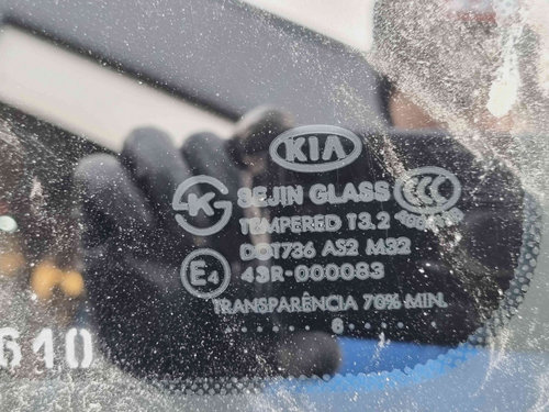 Geam caroserie fix stanga Kia Carens III (LD) [Fabr 2006-2012] OEM