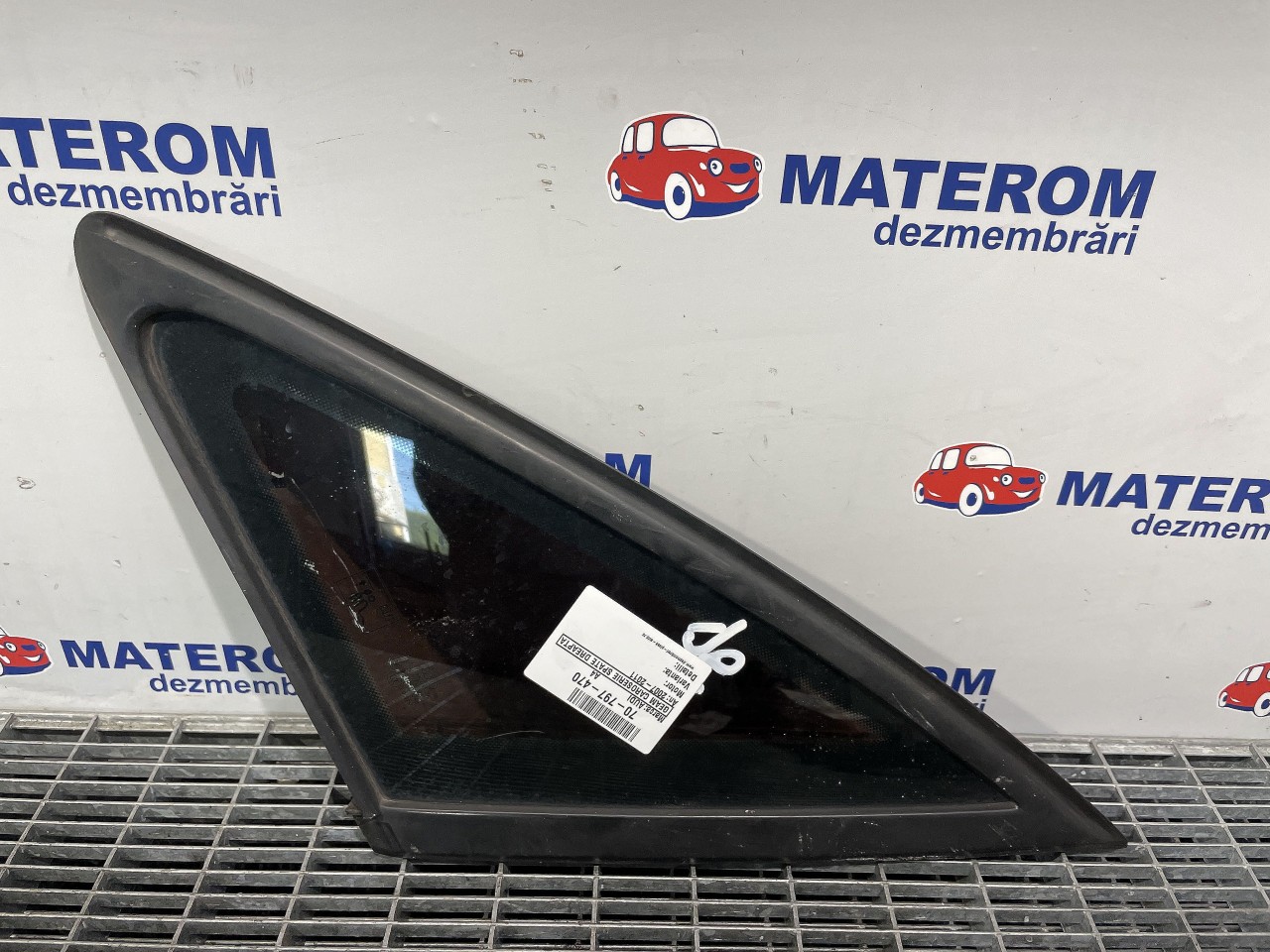 GEAM CAROSERIE SPATE DREAPTA AUDI A4 A4 - - (2007 2011)