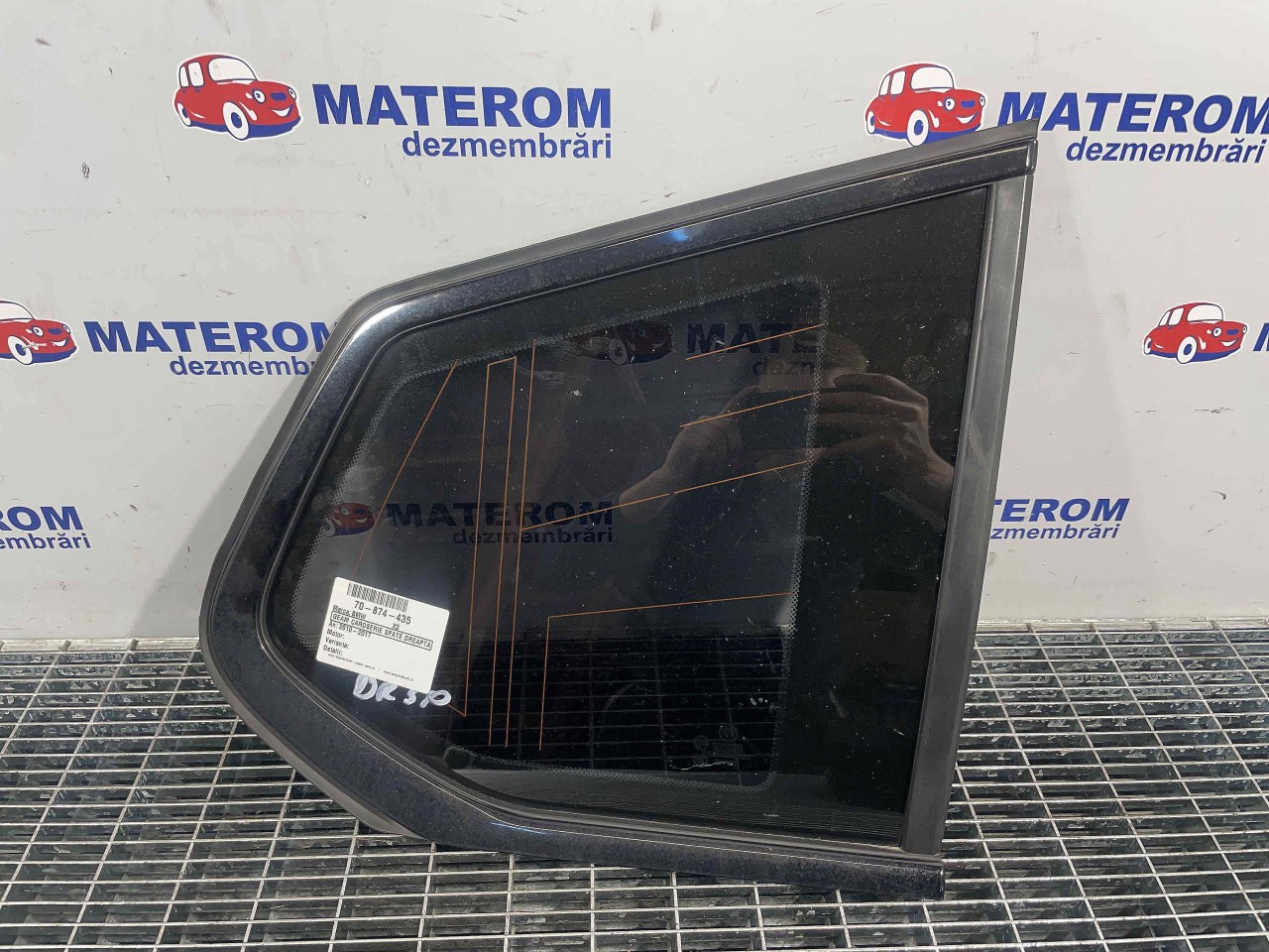 GEAM CAROSERIE SPATE DREAPTA BMW X3 - - (2010 2017)