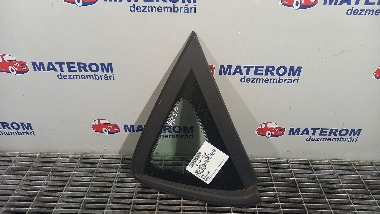 GEAM CAROSERIE SPATE DREAPTA FORD FIESTA - - (2008 2012)