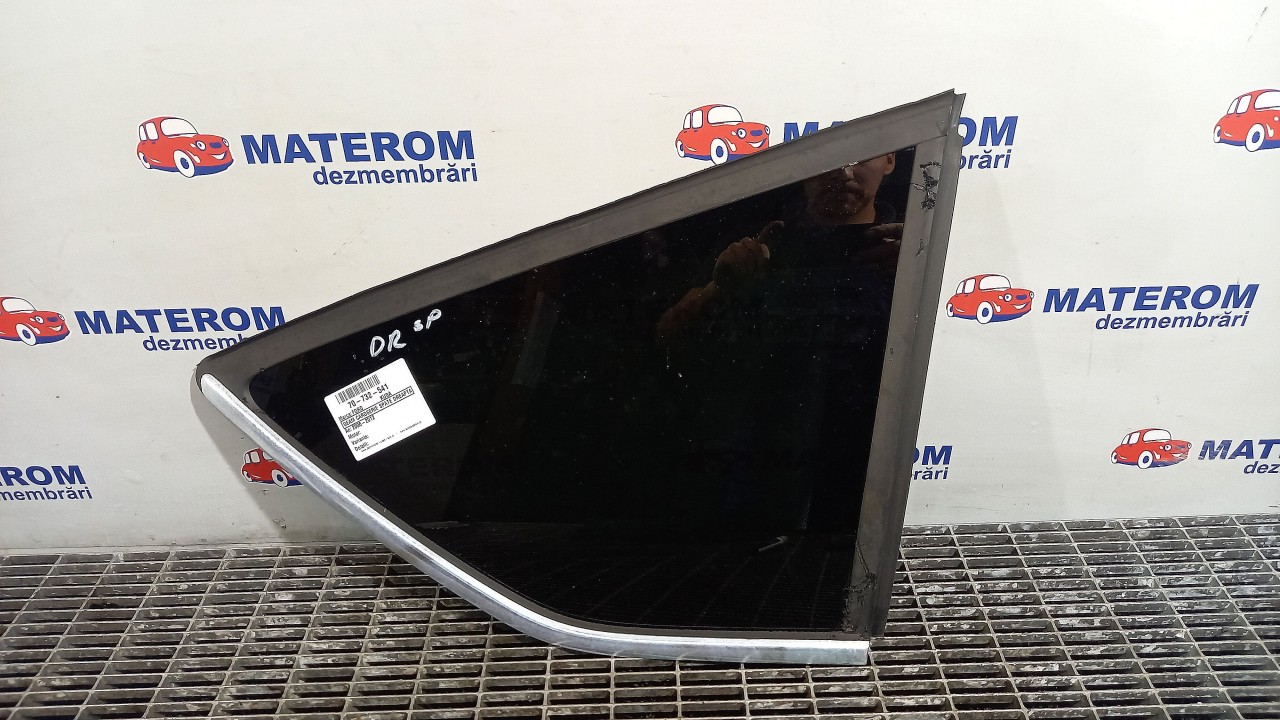 GEAM CAROSERIE SPATE DREAPTA FORD KUGA - - (2008 2012)
