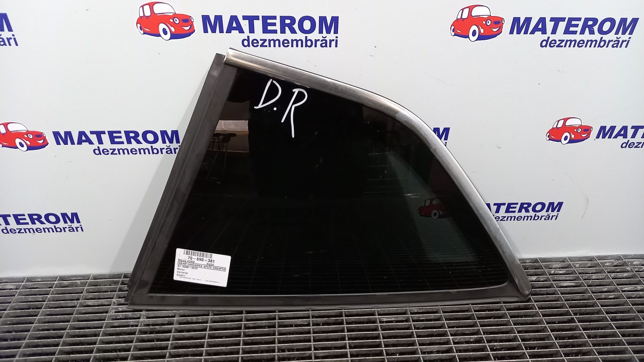 GEAM CAROSERIE SPATE DREAPTA FORD KUGA - - (2008 2012)