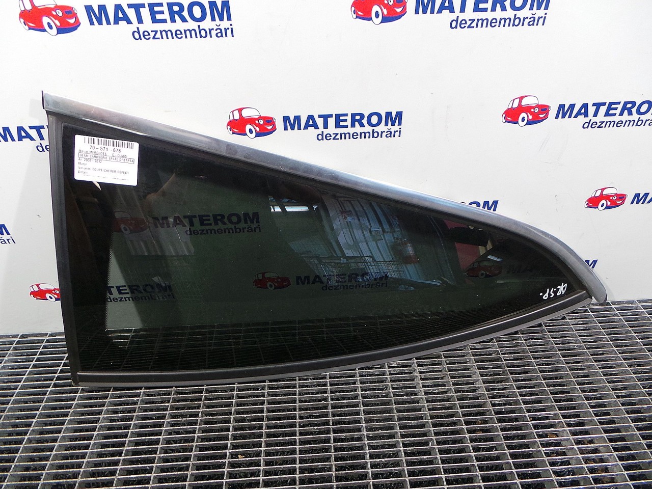 GEAM CAROSERIE SPATE DREAPTA MERCEDES C-CLASS - - (2007 2011)
