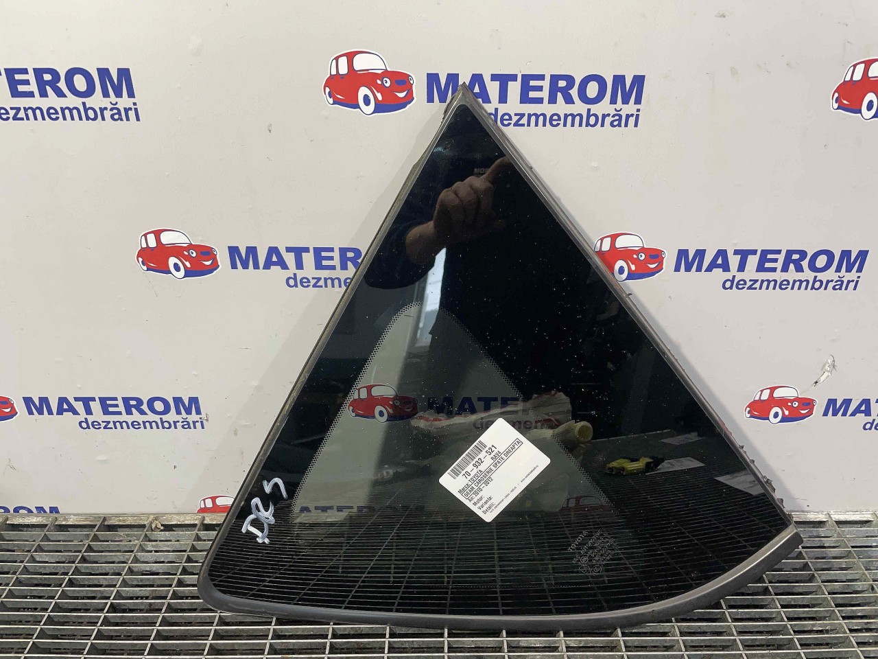 GEAM CAROSERIE SPATE DREAPTA TOYOTA RAV4