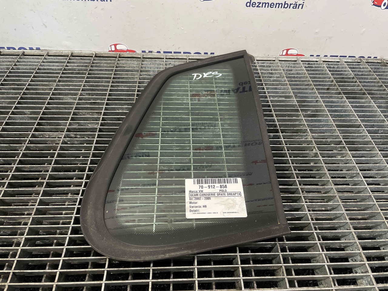 GEAM CAROSERIE SPATE DREAPTA VW POLO POLO - - (2002 2005)