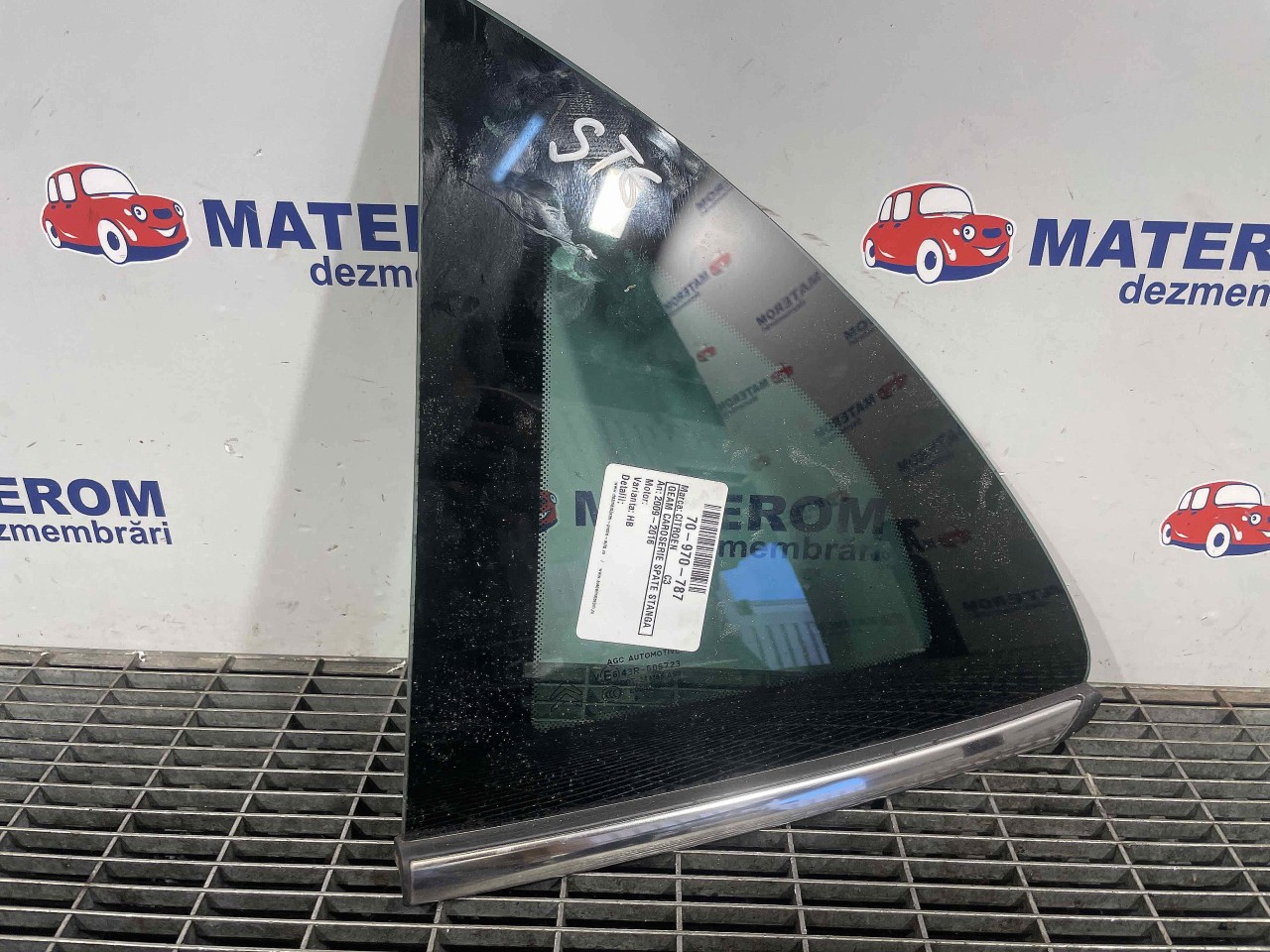 GEAM CAROSERIE SPATE STANGA CITROEN C3 -