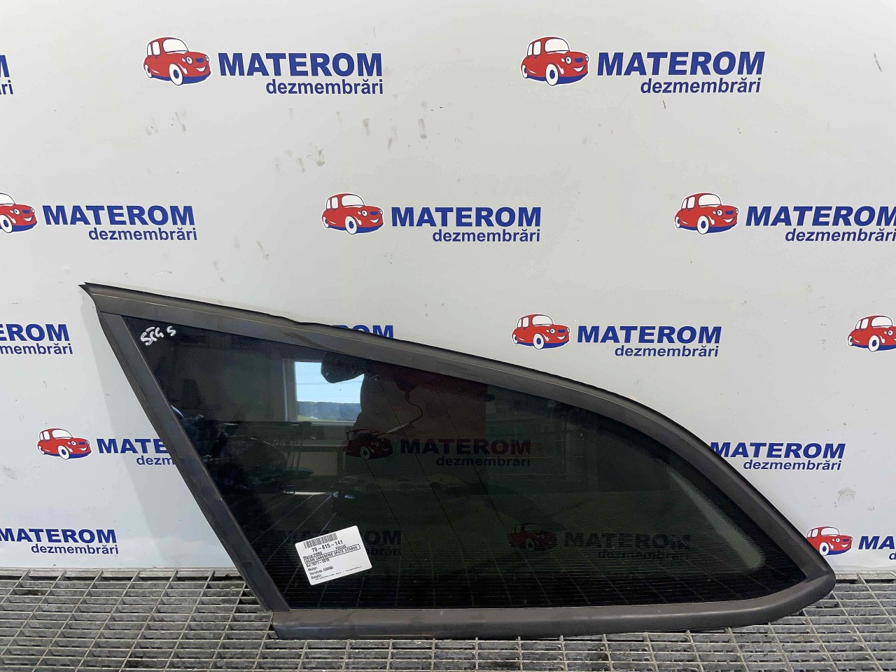 GEAM CAROSERIE SPATE STANGA FORD FOCUS FOCUS - - (2011 2014)
