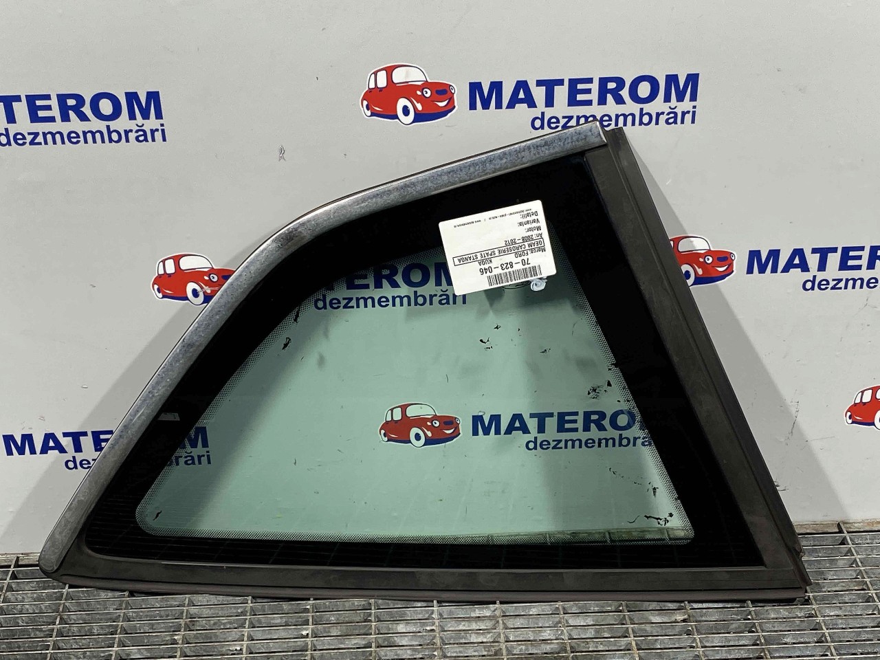 GEAM CAROSERIE SPATE STANGA FORD KUGA KUGA - - (2008 2012)