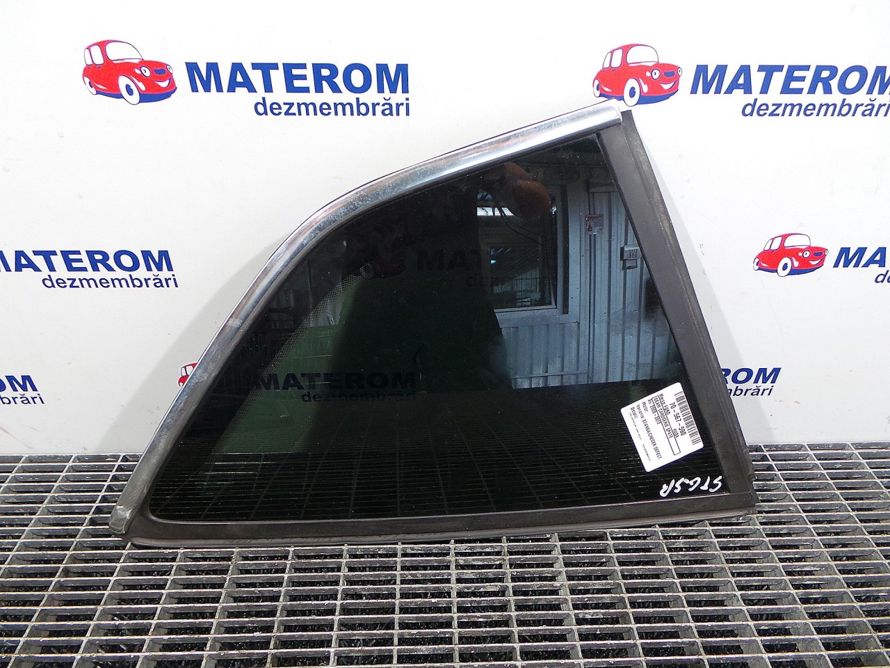 GEAM CAROSERIE SPATE STANGA FORD KUGA KUGA - - (2008 2012)