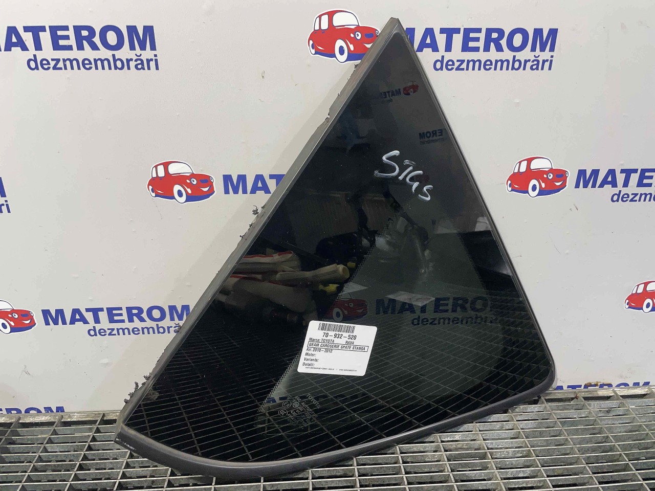 GEAM CAROSERIE SPATE STANGA TOYOTA RAV4 - - (2010 2012)