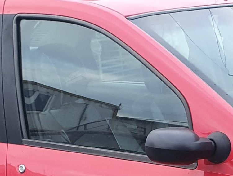 Geam Culisant Dacia Logan (Ls) 2004-2012 Fata Dreapta Clar Sedan / Berlina 6001546700