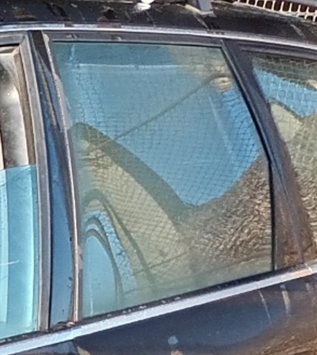 Geam Culisant Spate,stanga,Clar,Fumuriu,break / Caravan / Station Wagon Audi A6 (4B, C5) 1997 - 2005 4B9845205B, 4B9 845 205 B, A4B9845205B, A 4B9 845 205 B, 4B9845205D, 4B9 845 205 D, A4B9845205D, A 4B9 845 205 D, 4B9845205C, 4B9 845 205 C, A4B98452
