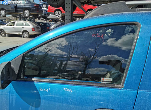 Geam Culisant Stanga Fata de pe Usa Portiera Dacia Sandero 2 2012 - 2020 [K6399]