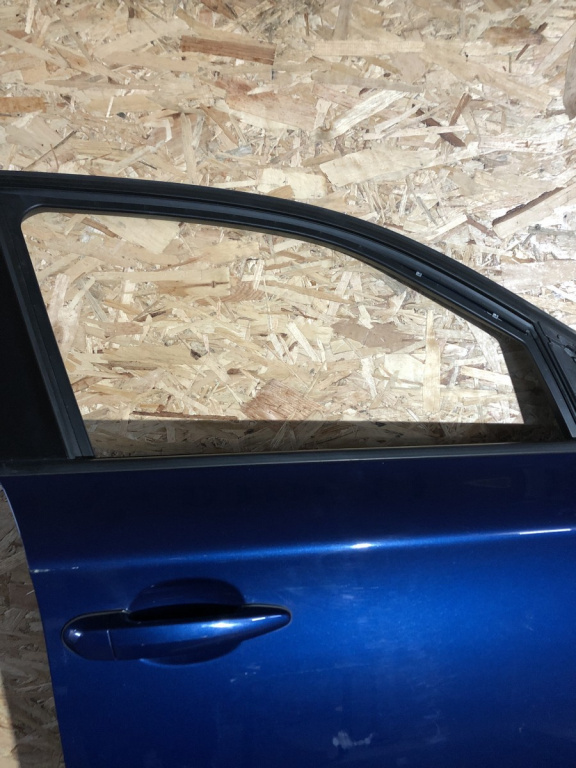 Geam dreapta fata Bmw E87 118d M hatchback 2008 (cod intern: 10276)