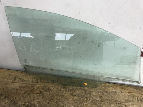 Geam dreapta fata Ford Fiesta MK7 hatchback 2012 (43R00049)