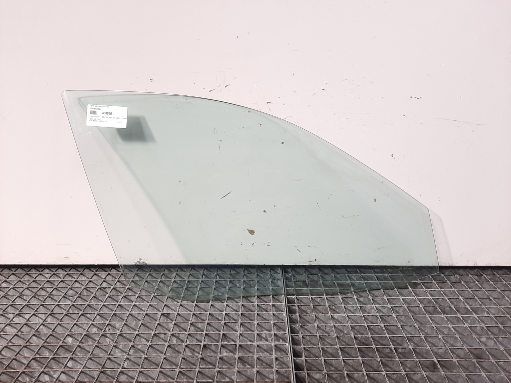 Geam dreapta fata, Vw Golf 4 Variant (1J5) (id:460816)