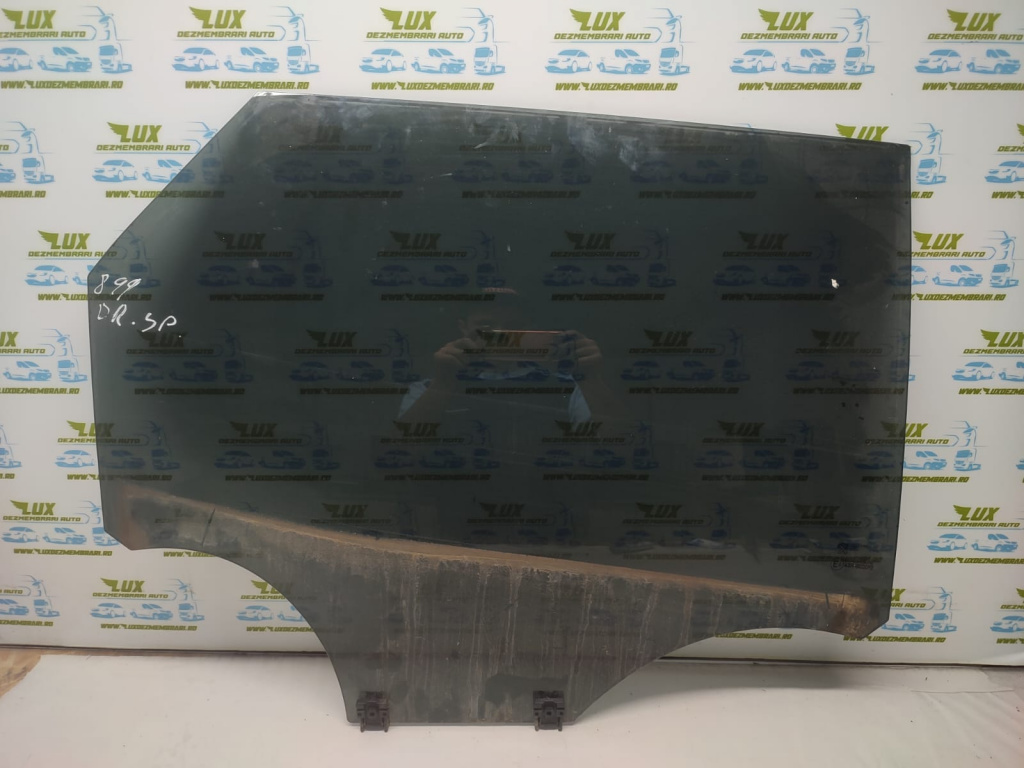Geam dreapta spate Peugeot 3008 2 [2016 - 2020] 1.6 hdi BH01