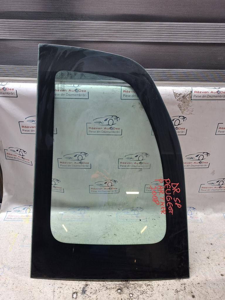 Geam dreapta spate Peugeot Partner - Benzina 2008, -