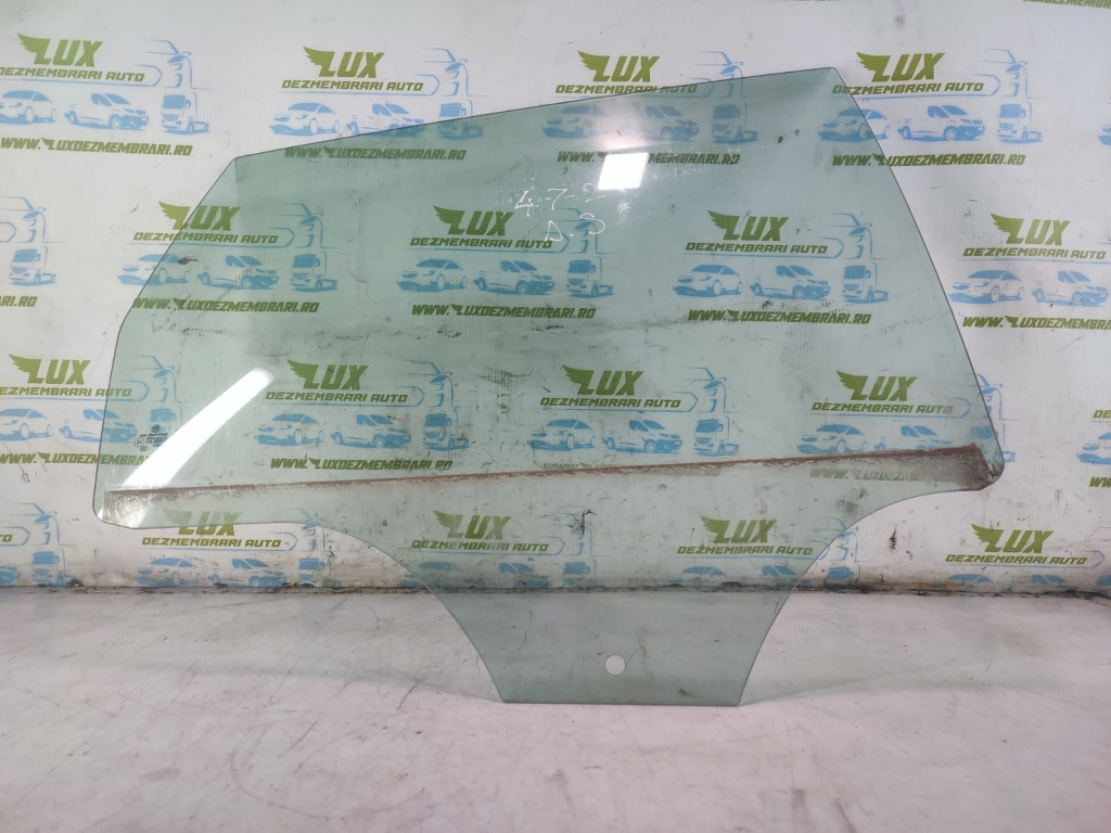 Geam dreapta spate Volkswagen VW Polo 4 9N [facelift] [2005 - 2009] 1.2 benzina BME
