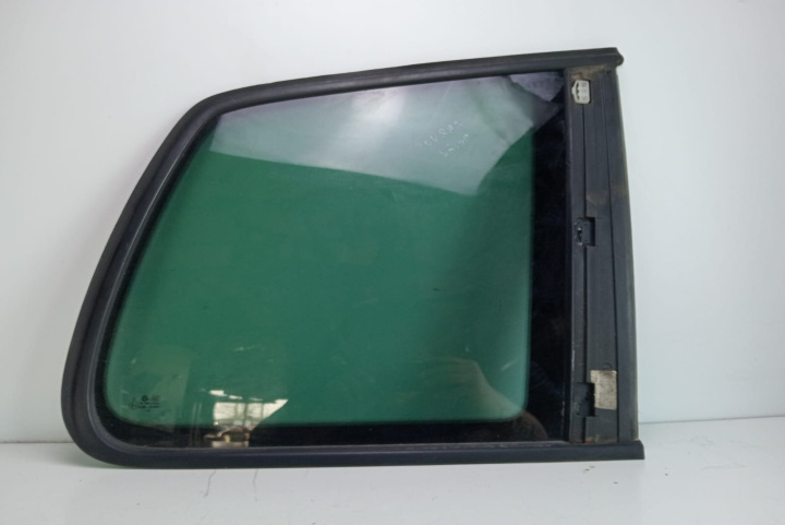 Geam dreapta spate Volkswagen VW Touran [2003 - 2006]