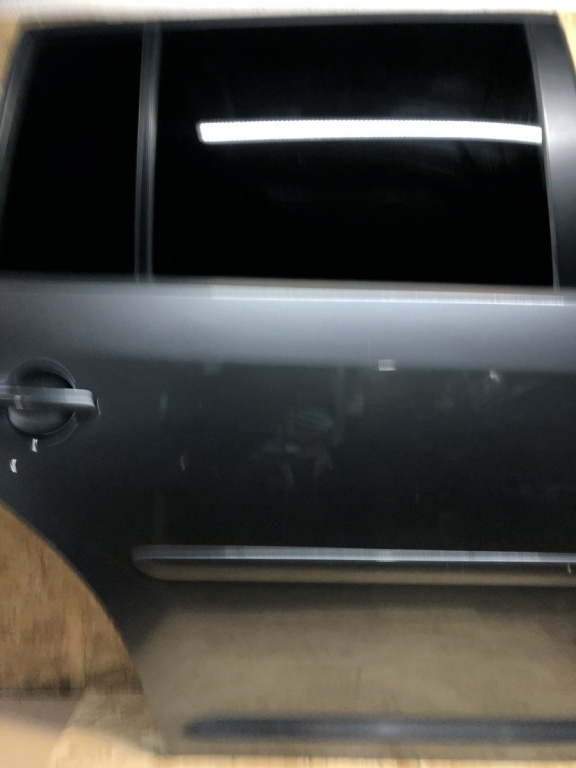 Geam dreapta spate VW Touran 1.9 sedan 2007 (cod intern: 10543)