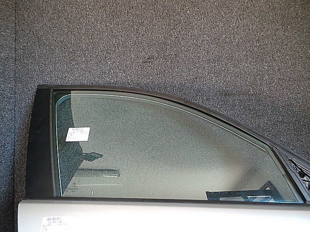 GEAM FATA DREAPTA BMW SERIA 3 E 90 - - (2004 2007)